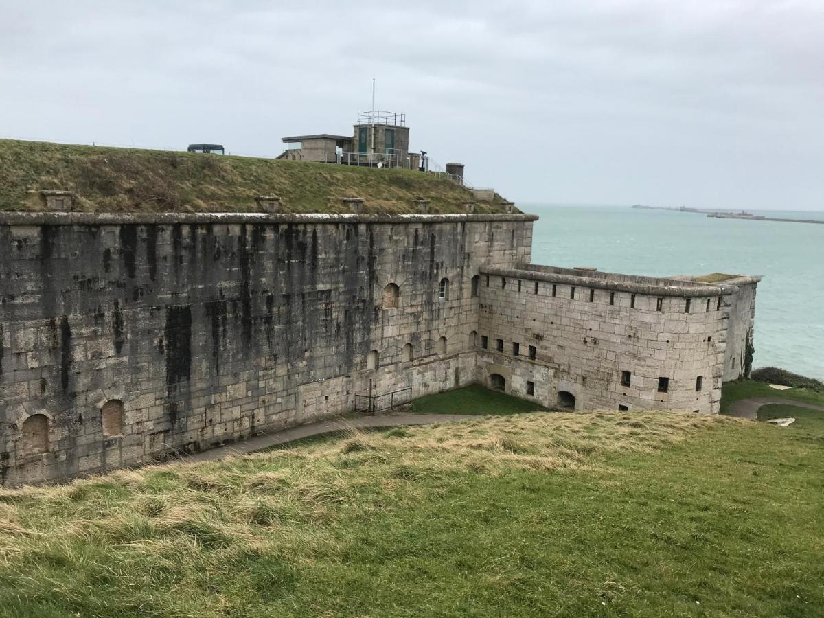 A Stones Throw To The Beach :-) Weymouth Extérieur photo