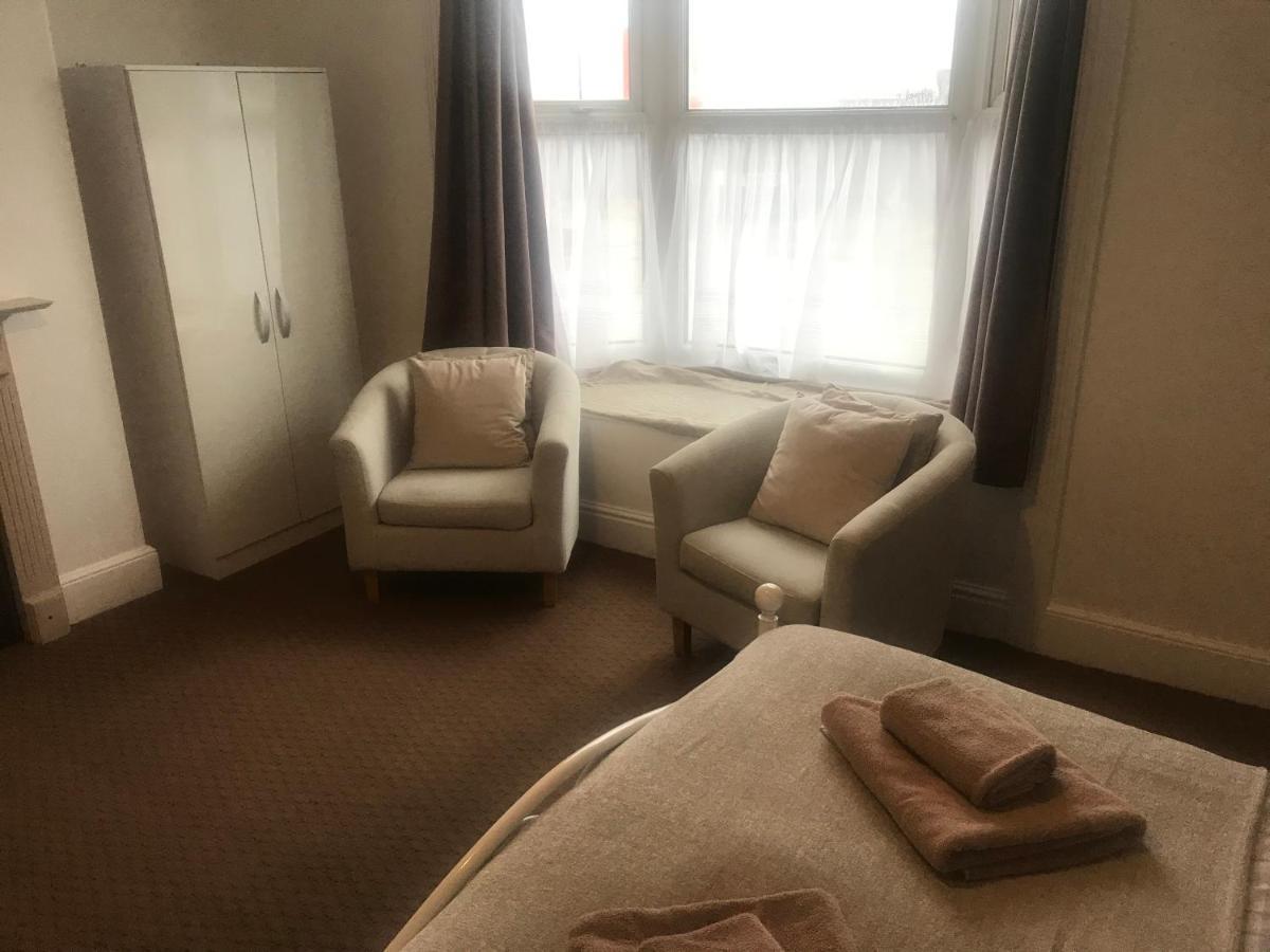 A Stones Throw To The Beach :-) Weymouth Extérieur photo
